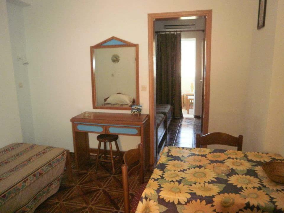 Denise Apartments Кефалос Екстериор снимка
