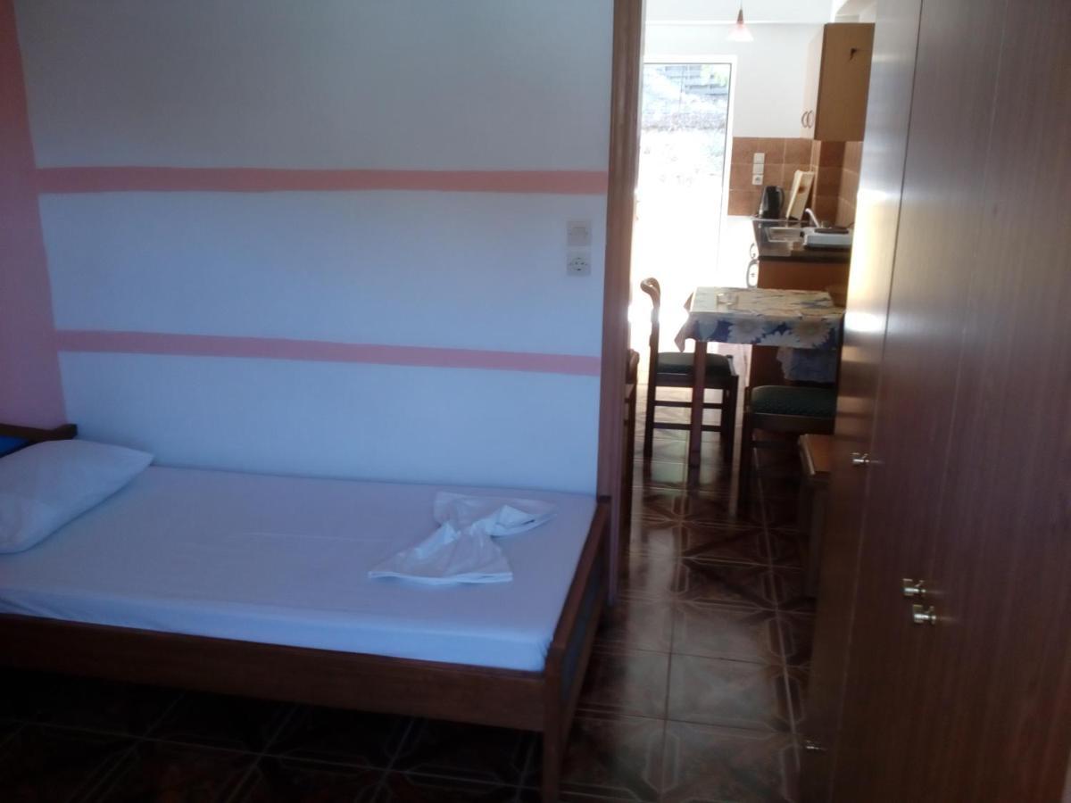Denise Apartments Кефалос Екстериор снимка